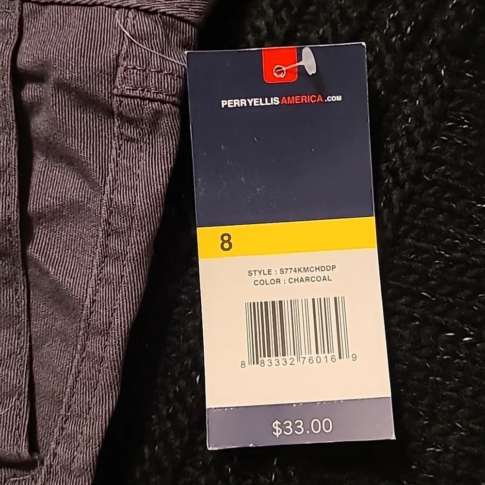 Perry Ellis boys size 8 cargo shorts NWT - Picture 4 of 9